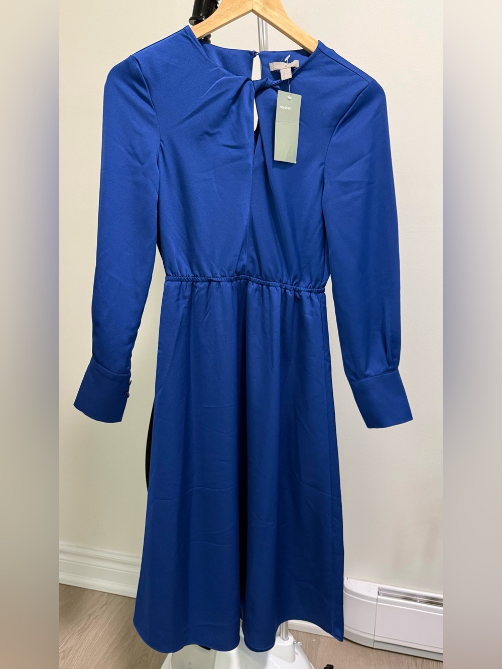 New H&M Cobalt Blue Long Sleeve Midi Dress